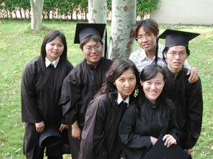 2005_06_07學士服外拍101.JPG